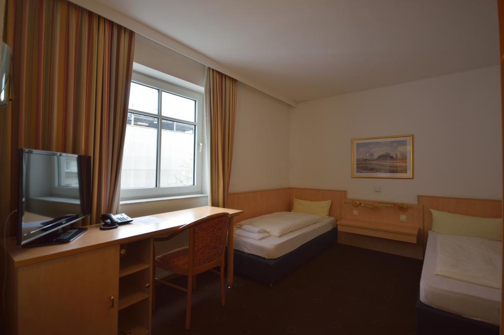 Hotel Hornung Darmstadt Oda fotoğraf